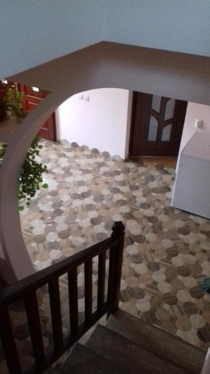 Sub Creasta Cocosului Hotel Bréb Kültér fotó